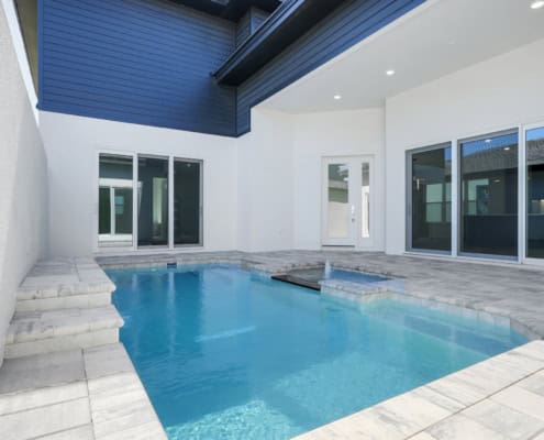 courtyard pool home in orlando